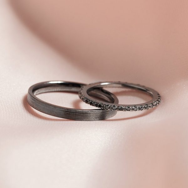 Burme sa crnim dijamantima